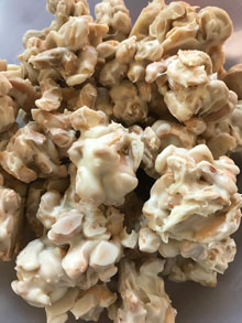 everyday-white-chocolate-cashews